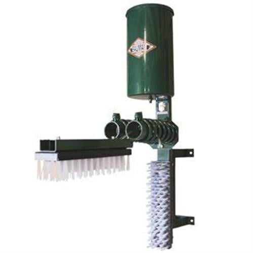 D99 (EA) - HD Cattle Groomer w/ Steel Tank